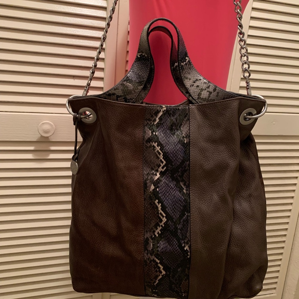 BCBG MAXAZRIA Brown and snakeprint 2way bag - Picture 2 of 7